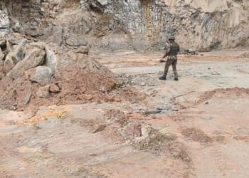 Polícia Ambiental identifica extração mineral irregular em Paraty