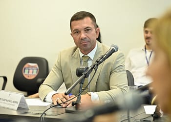 Exonerações no Diário Oficial do RJ: Depósito Público e Seenemar