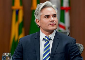 Iure Castro Lemos (Cidadania) declara patrimônio de R$ 3,2 milhões; veja patrimônio de candidato ao Senado em Goiás Iure Castro Lemos (Cidadania) declara patrimônio de R$ 3,2 milhões; veja patrimônio de candidato ao Senado em Goiás