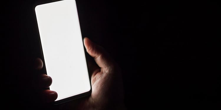 IA nas eleições: 6 casos reais mostram como deepfakes já desafiaram democracias pelo mundo
